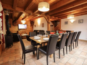 Demi-chalet, 4 chambres, sauna, accès facile aux remontées, idéal pour 11 pers. - FR-1-676-18
